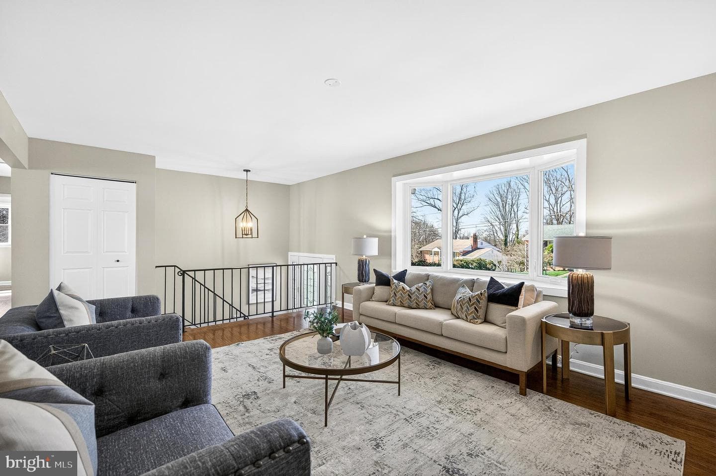 2527 Midway Street photo 4