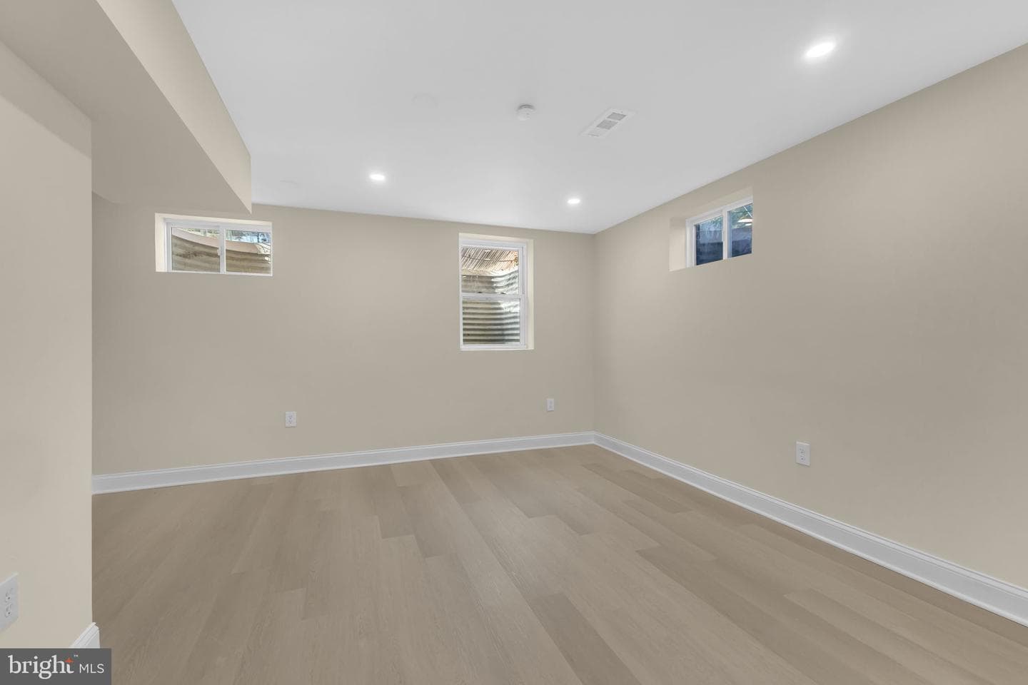 6400 Inwood Drive photo 32
