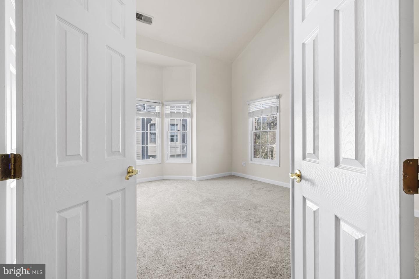 8882 Ashgrove House Lane photo 17