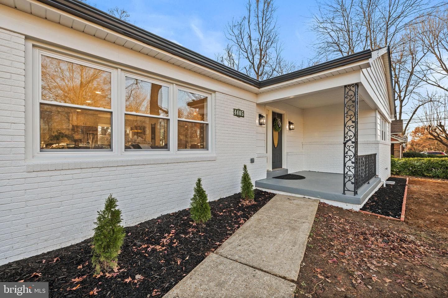 4405 Laurel Road photo 3