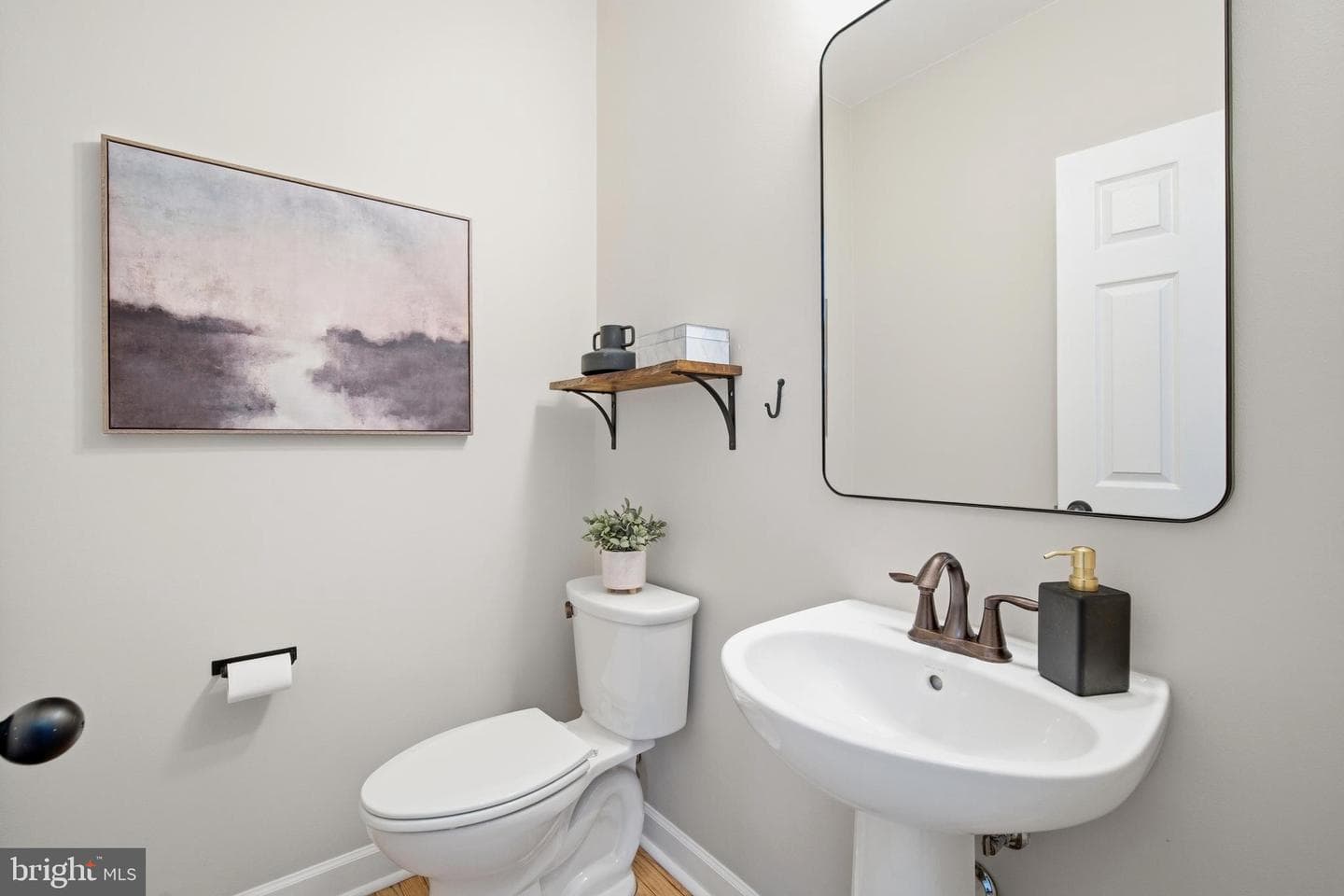 9348 Occoquan Overlook Drive photo 27
