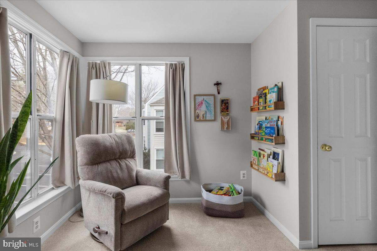 5913 Sir Cambridge Way photo 20