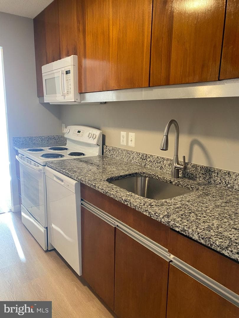 2311 Pimmit Drive #1214 photo 12