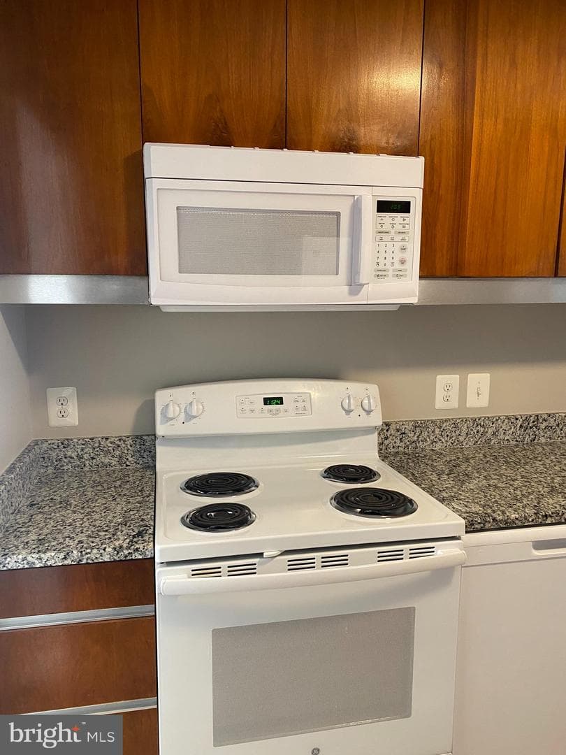 2311 Pimmit Drive #1214 photo 19