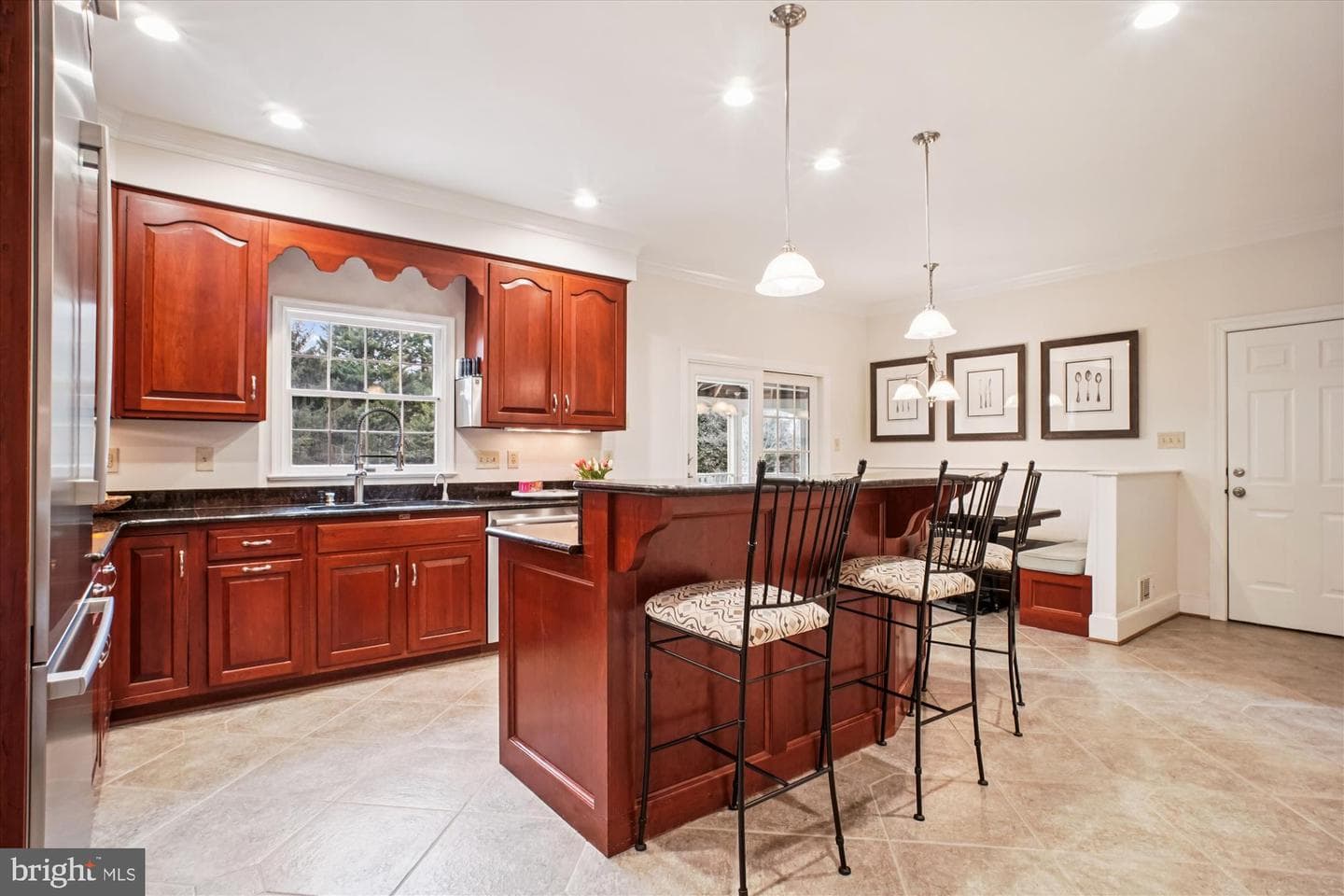 8405 Honeywood Court photo 25