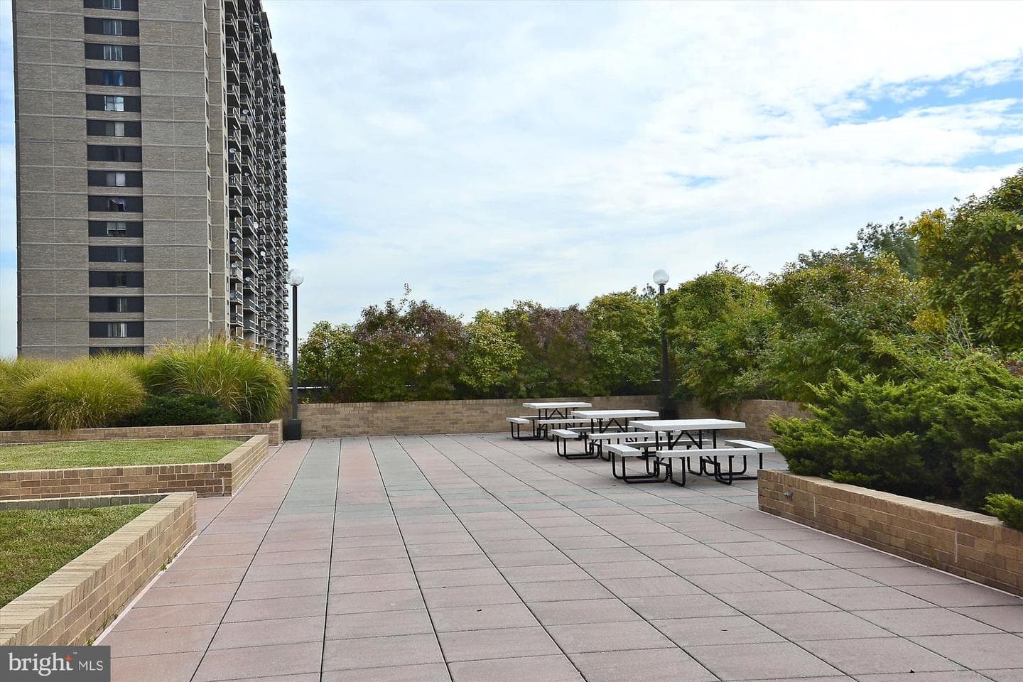 3713 S George Mason Dr photo 34