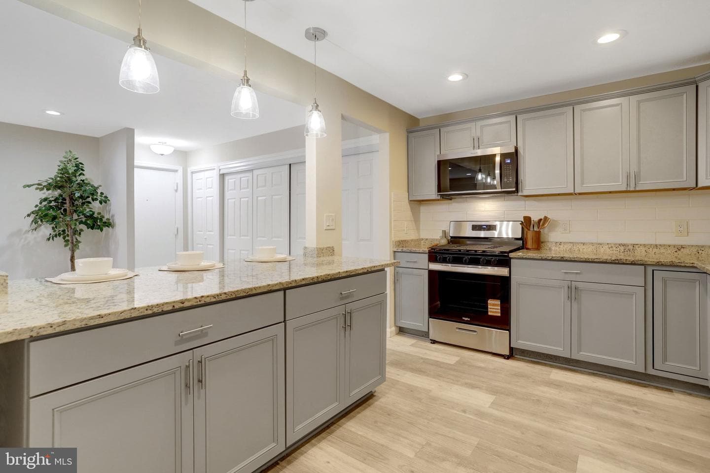 7800 Dassett Court #204 photo 13