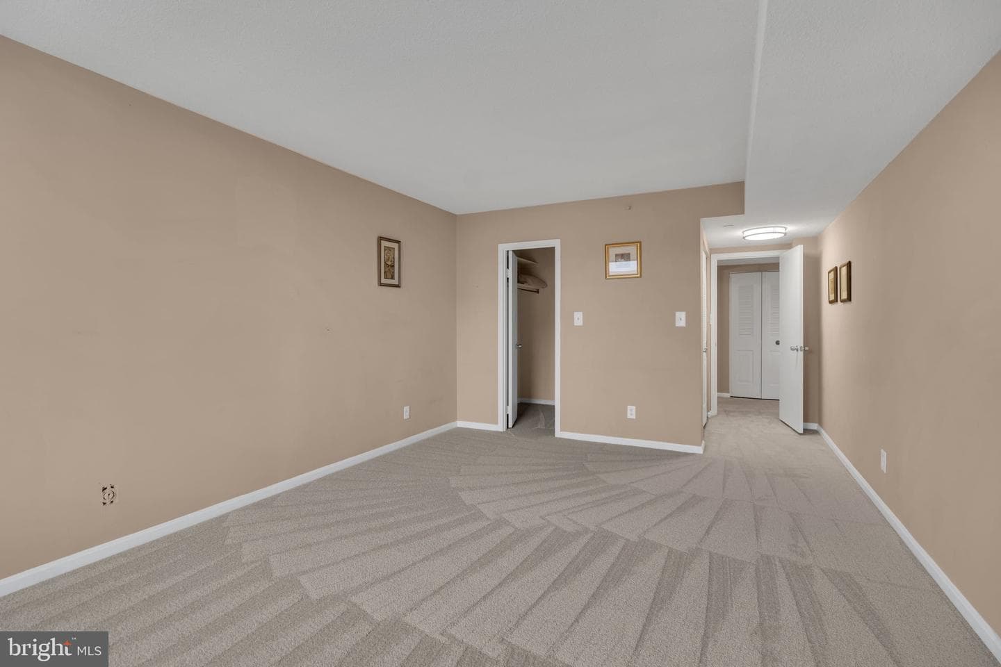 3713 S George Mason Drive #1109 photo 30