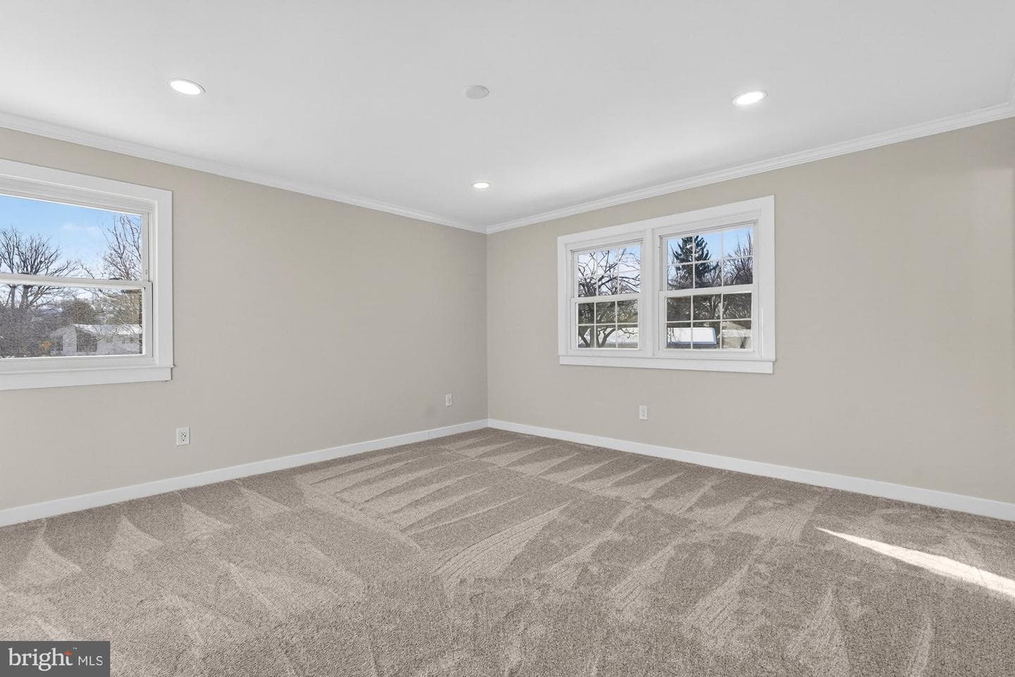 8612 Cottage Street photo 27
