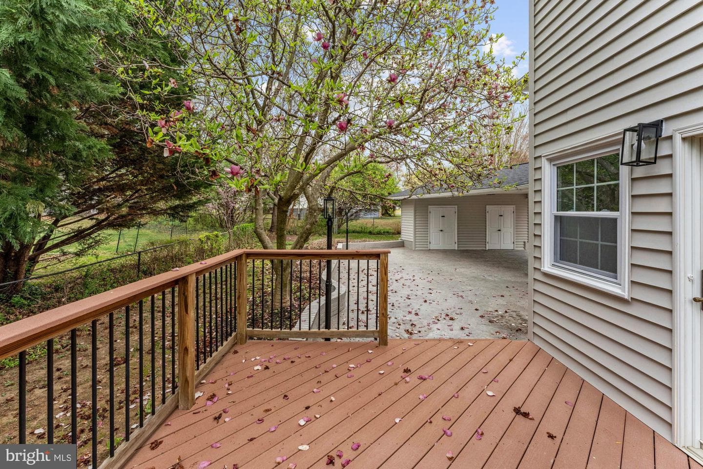8612 Cottage Street photo 61