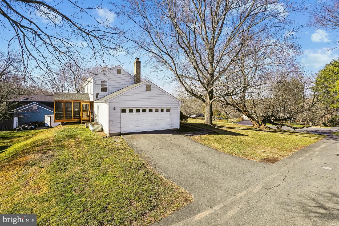 12179 Queens Brigade Drive photo 2