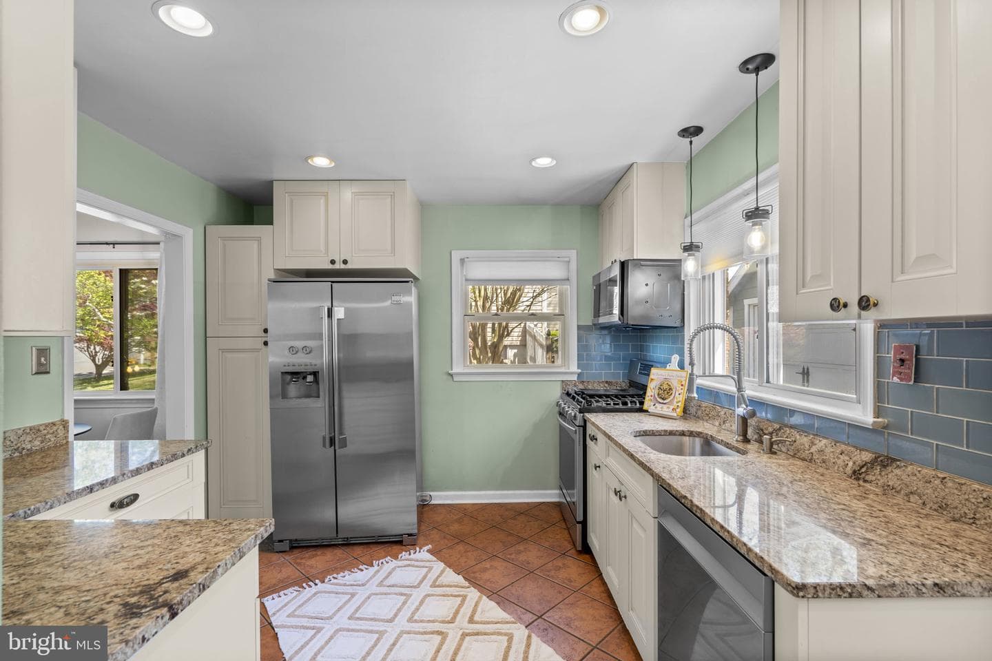 7005 Grove Road photo 21