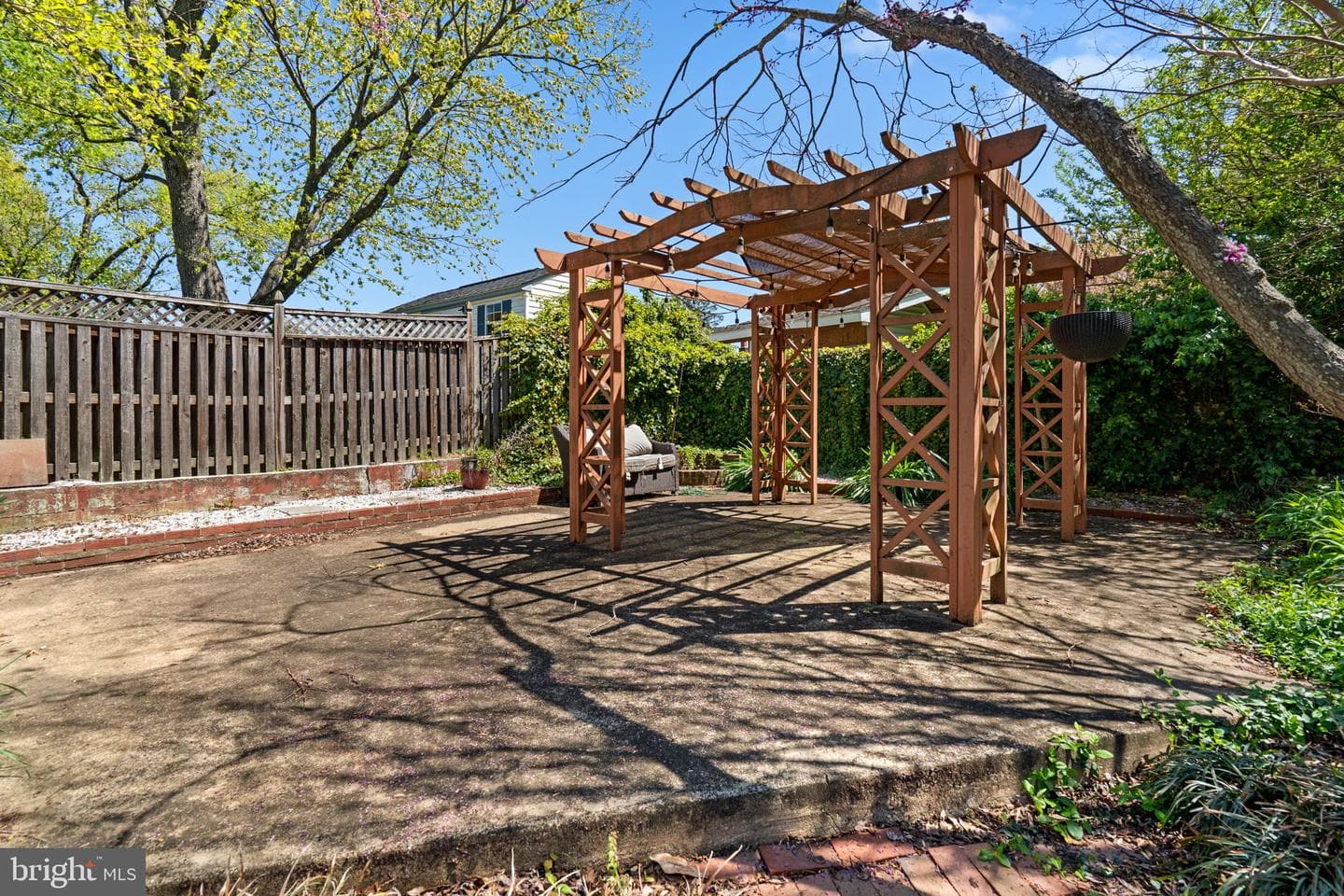 7005 Grove Road photo 42