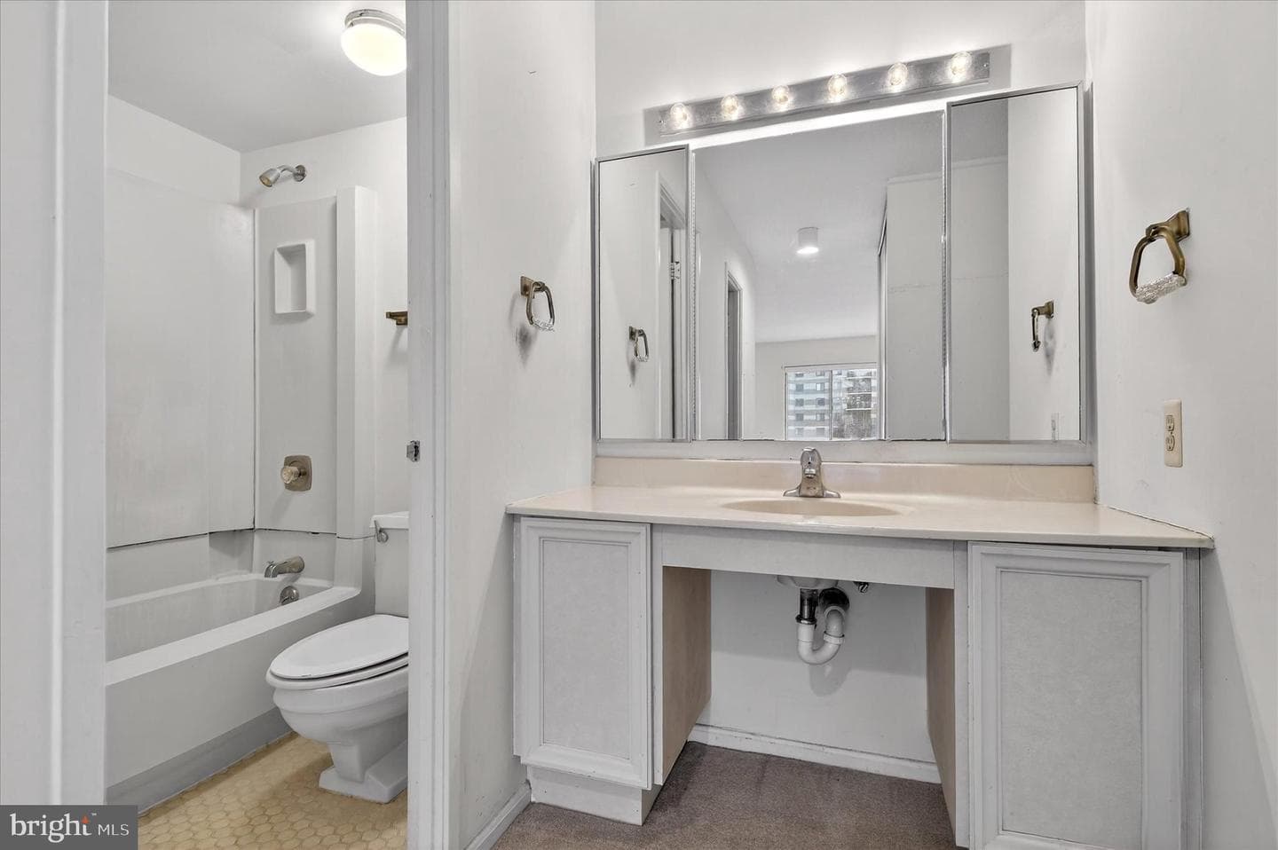 8380 Greensboro Drive #525 photo 18