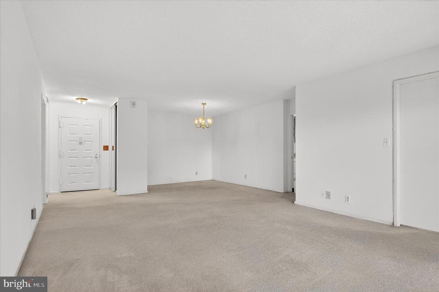 8380 Greensboro Drive #525 photo 5