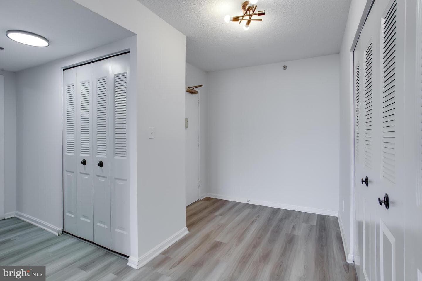 3713 S George Mason Dr # 1506 photo 17