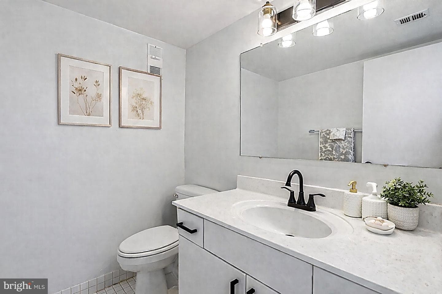 3713 S George Mason Dr # 1506 photo 27