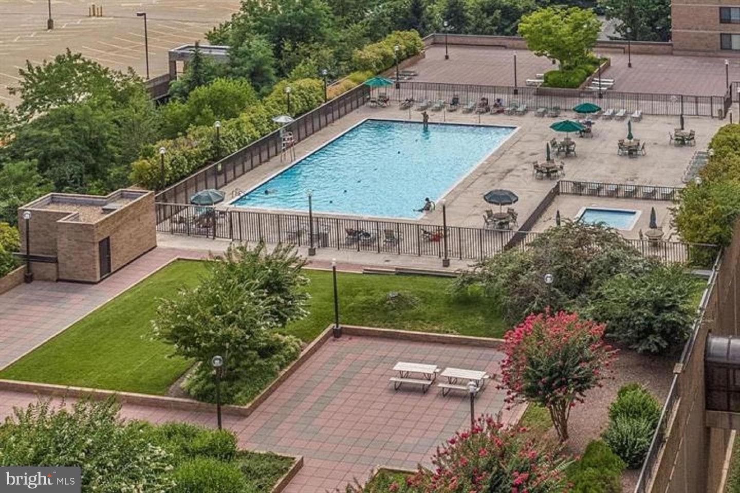 3713 S George Mason Dr # 1506 photo 34