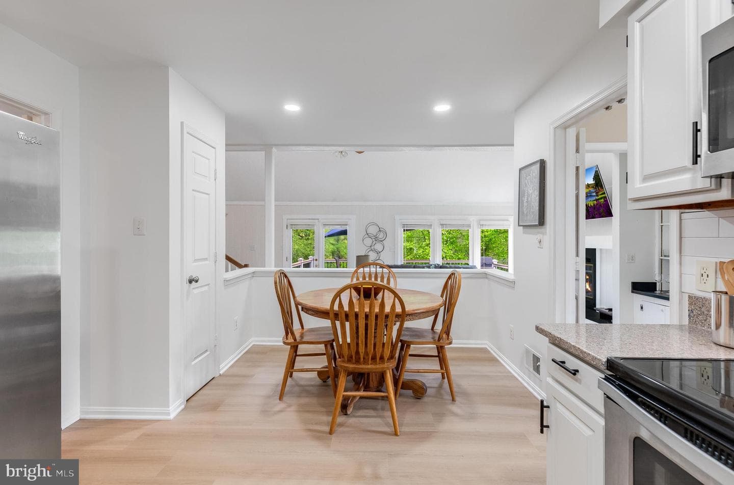 8051 Oak Hollow Lane photo 17