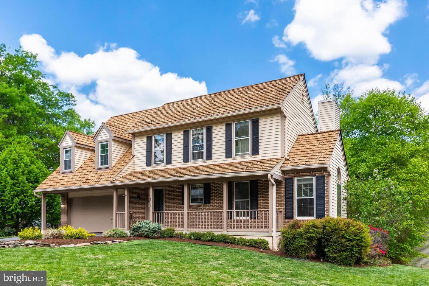 8051 Oak Hollow Lane photo 46