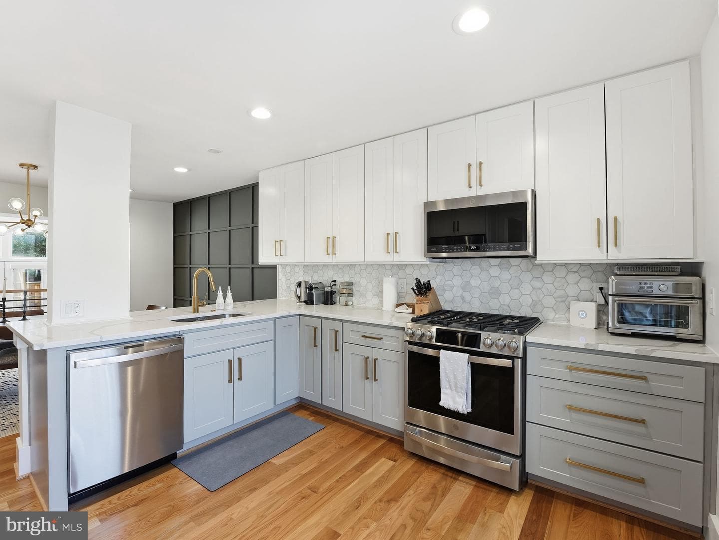 8503 Jeffersonian Court photo 18