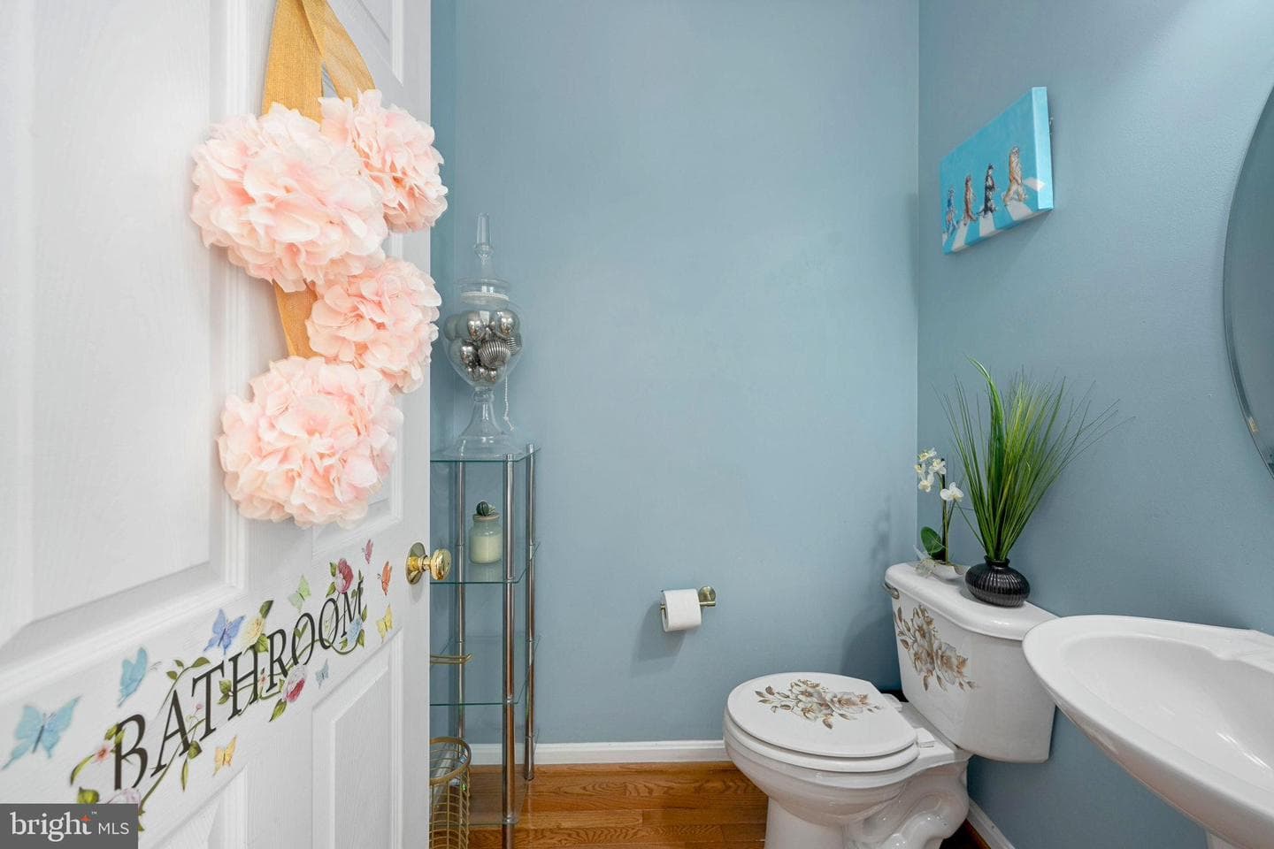 8593 Wyngate Manor Court photo 10
