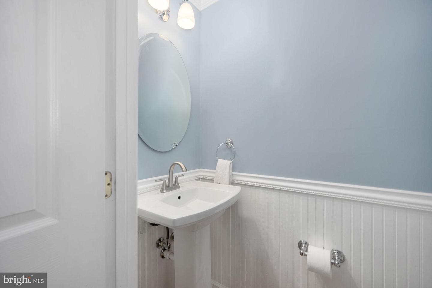 8593 Wyngate Manor Court photo 30