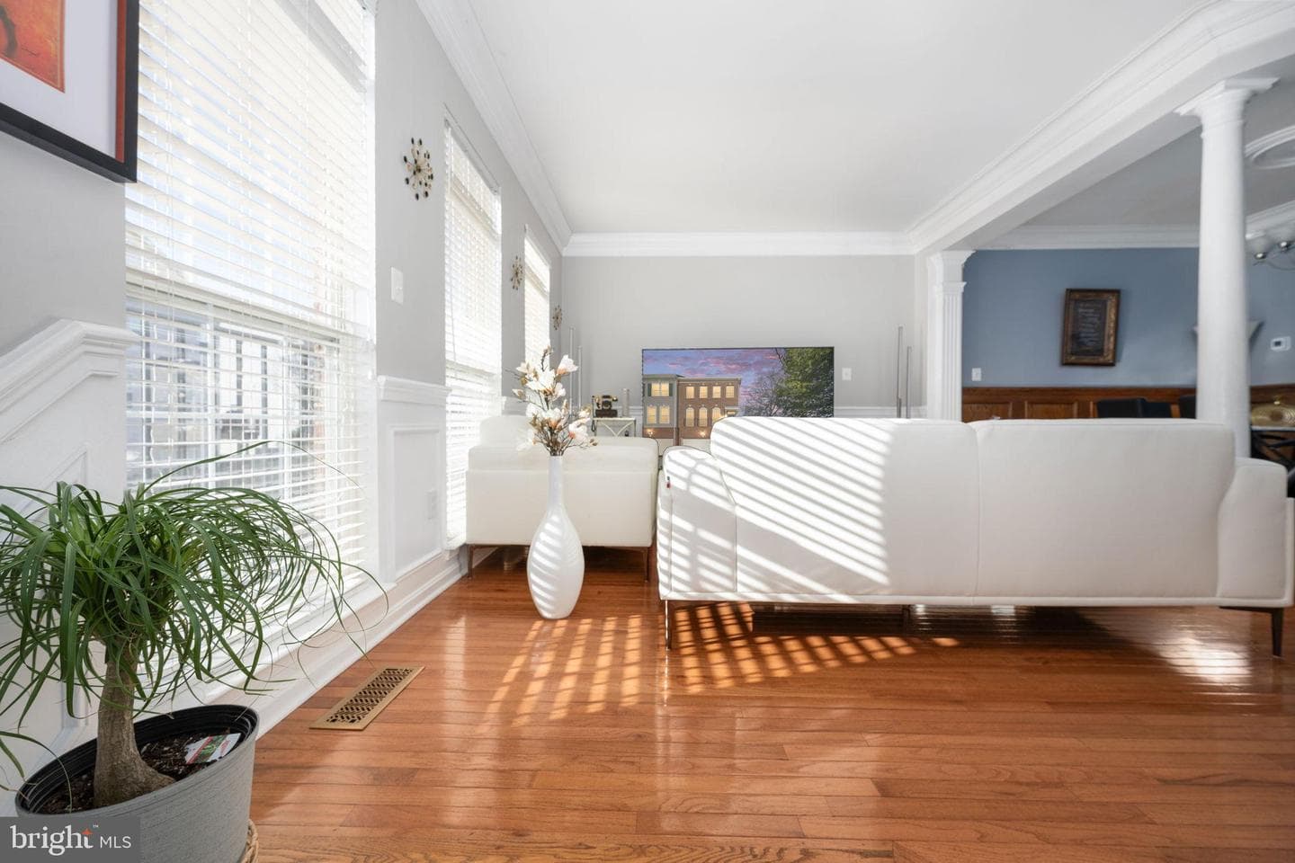 8593 Wyngate Manor Court photo 4
