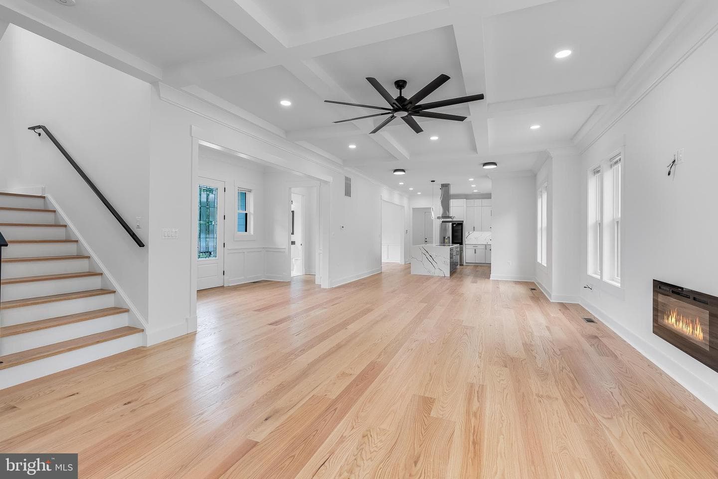 2817 Derek Road photo 17
