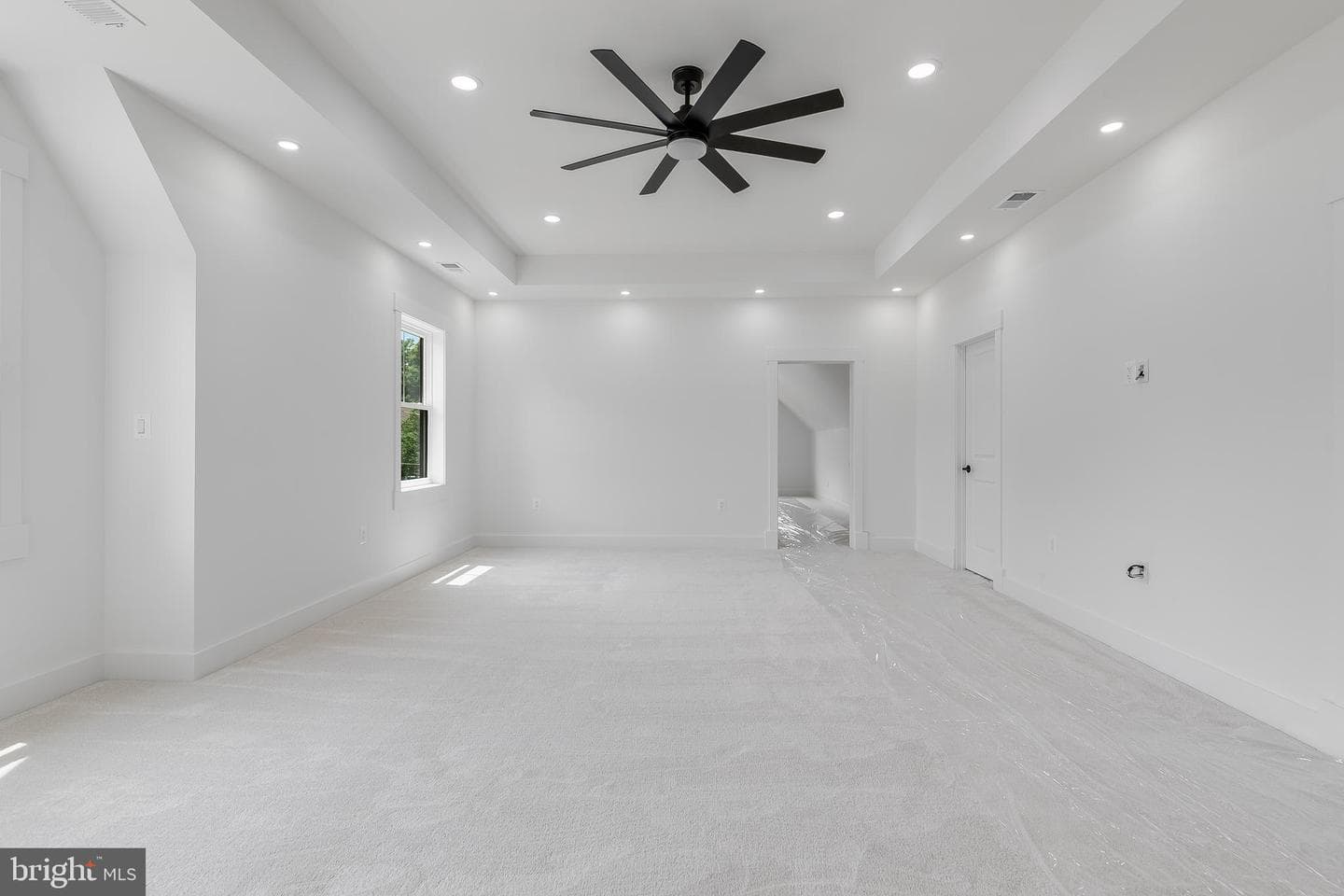 2817 Derek Road photo 25