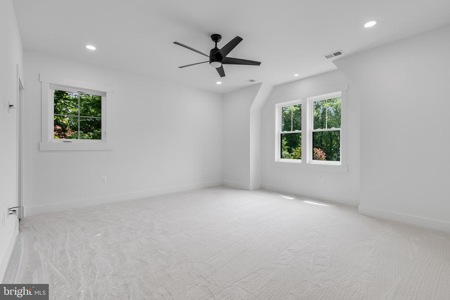 2817 Derek Road photo 34