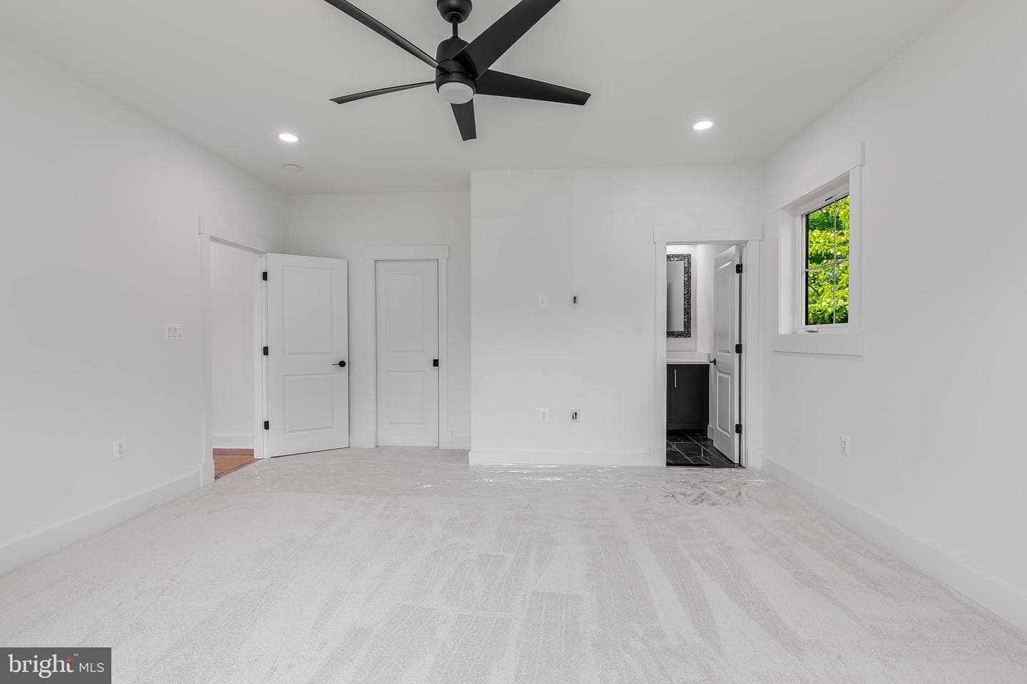 2817 Derek Road photo 35
