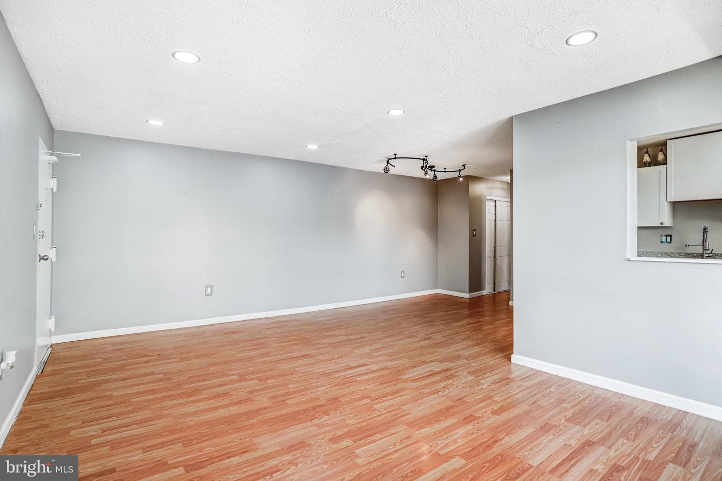 5612 Bloomfield Drive #204 photo 6