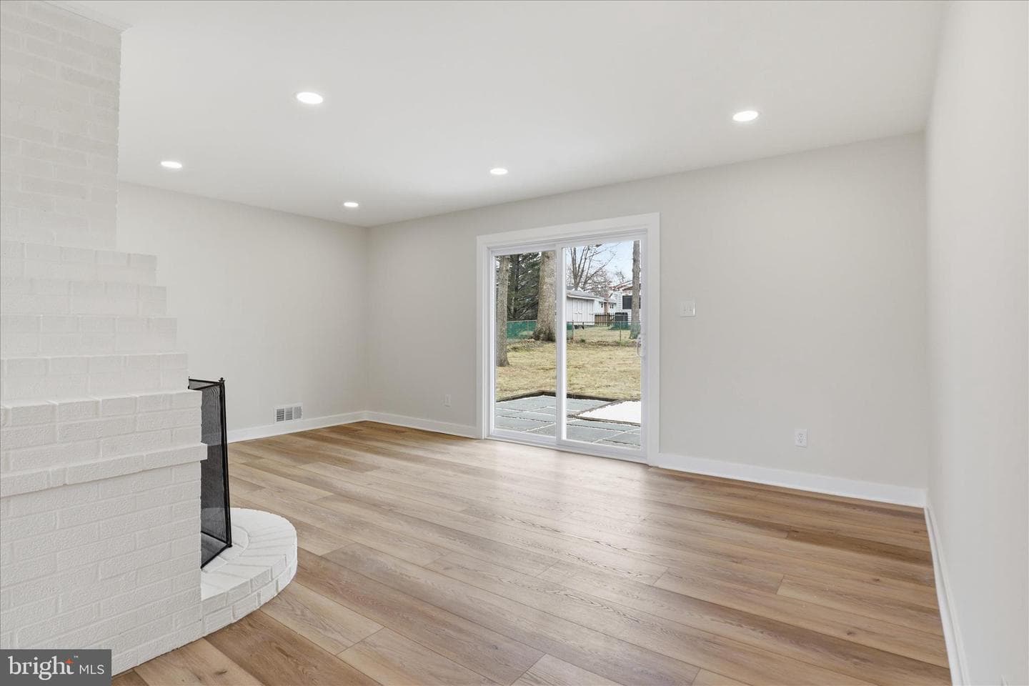 14801 Carlbern Drive photo 16