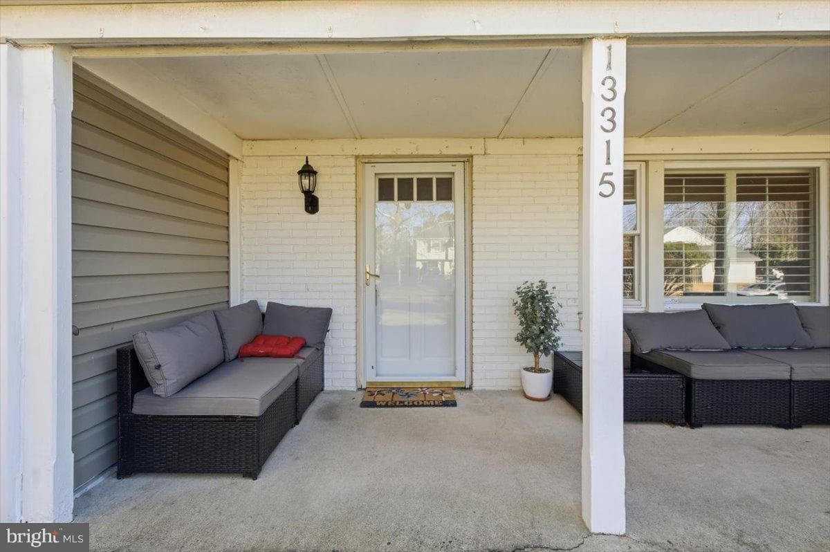 13315 Pennypacker Lane photo 4