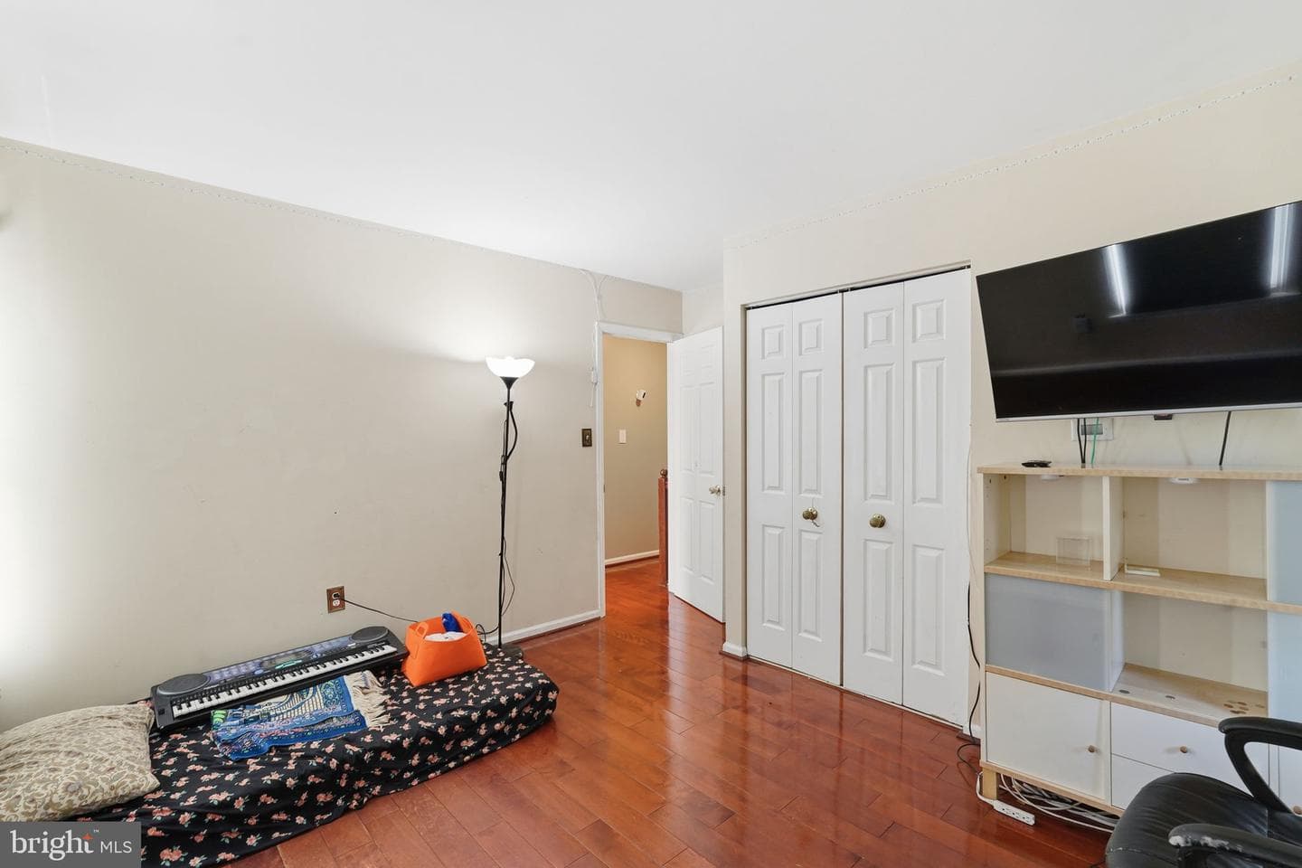5810 Apsley House Court photo 15