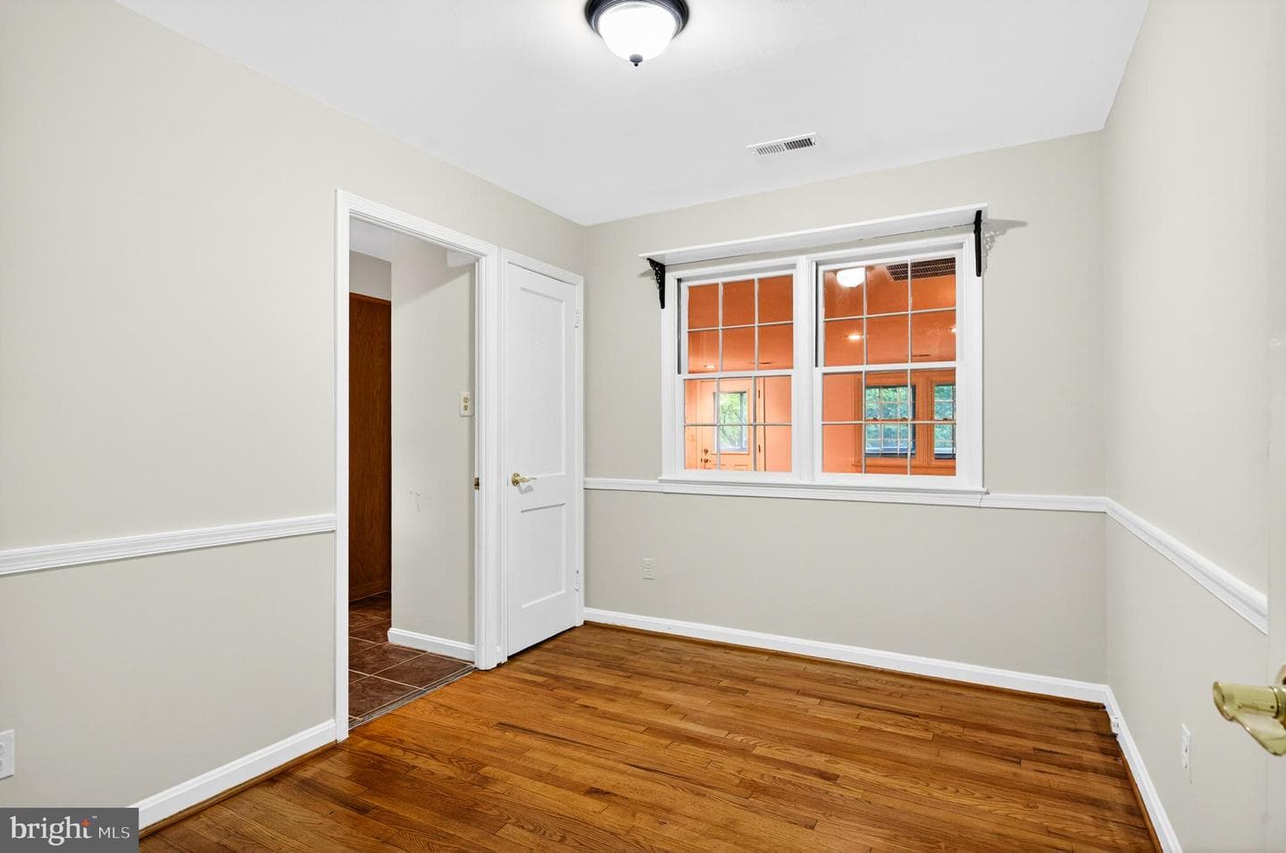 7909 Fairfax Road photo 32