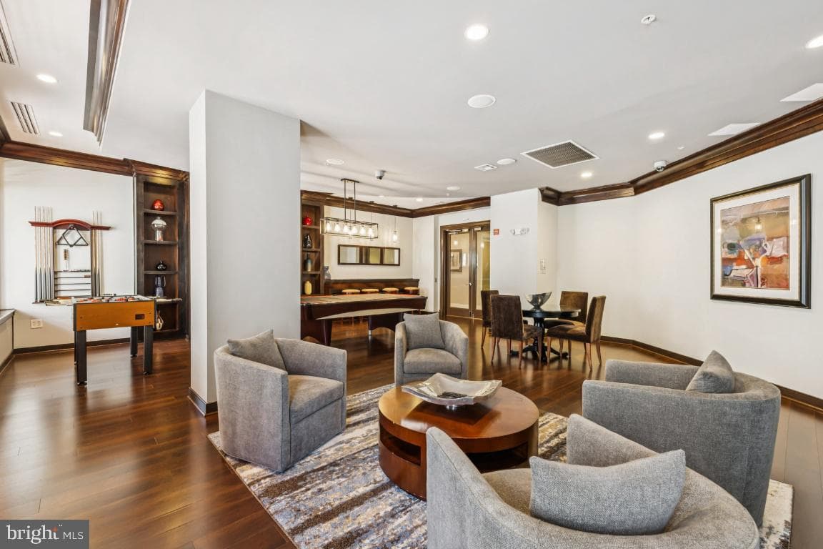 12000 Market Street #151 photo 36