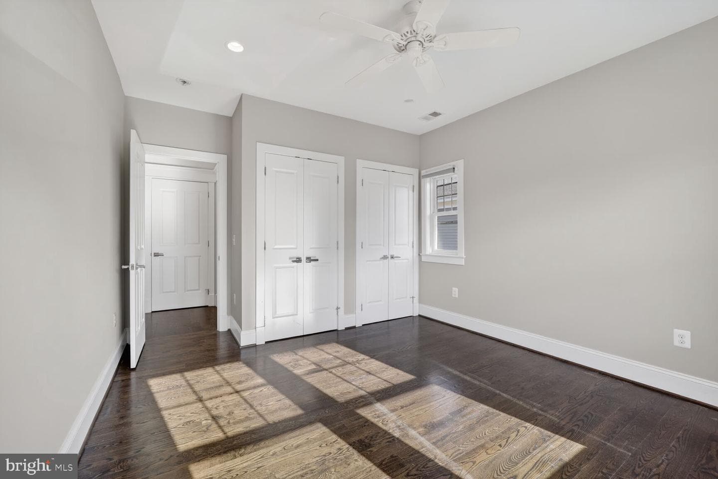 8113 Wellington Road photo 40