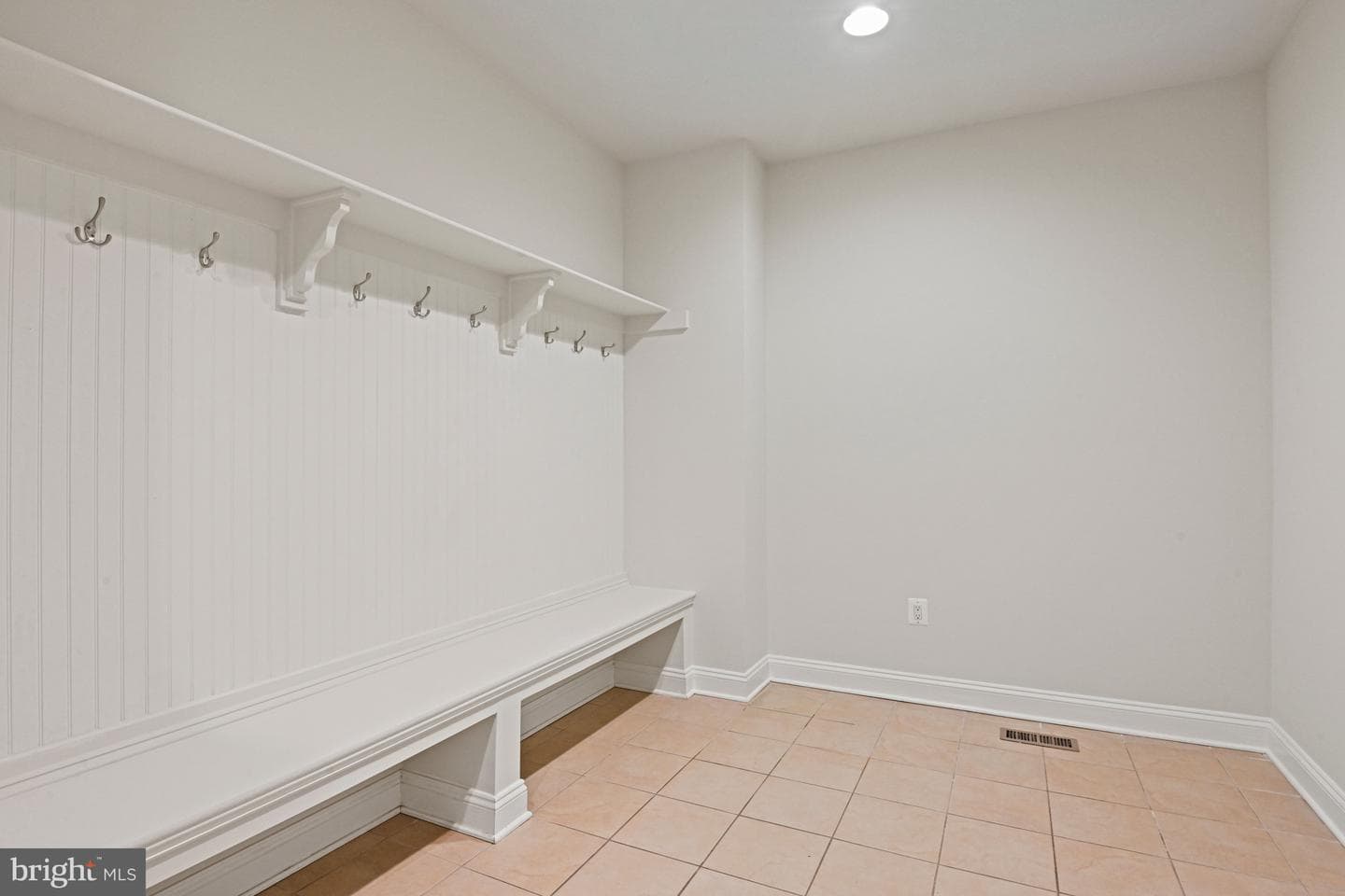 1228 Providence Terrace photo 28