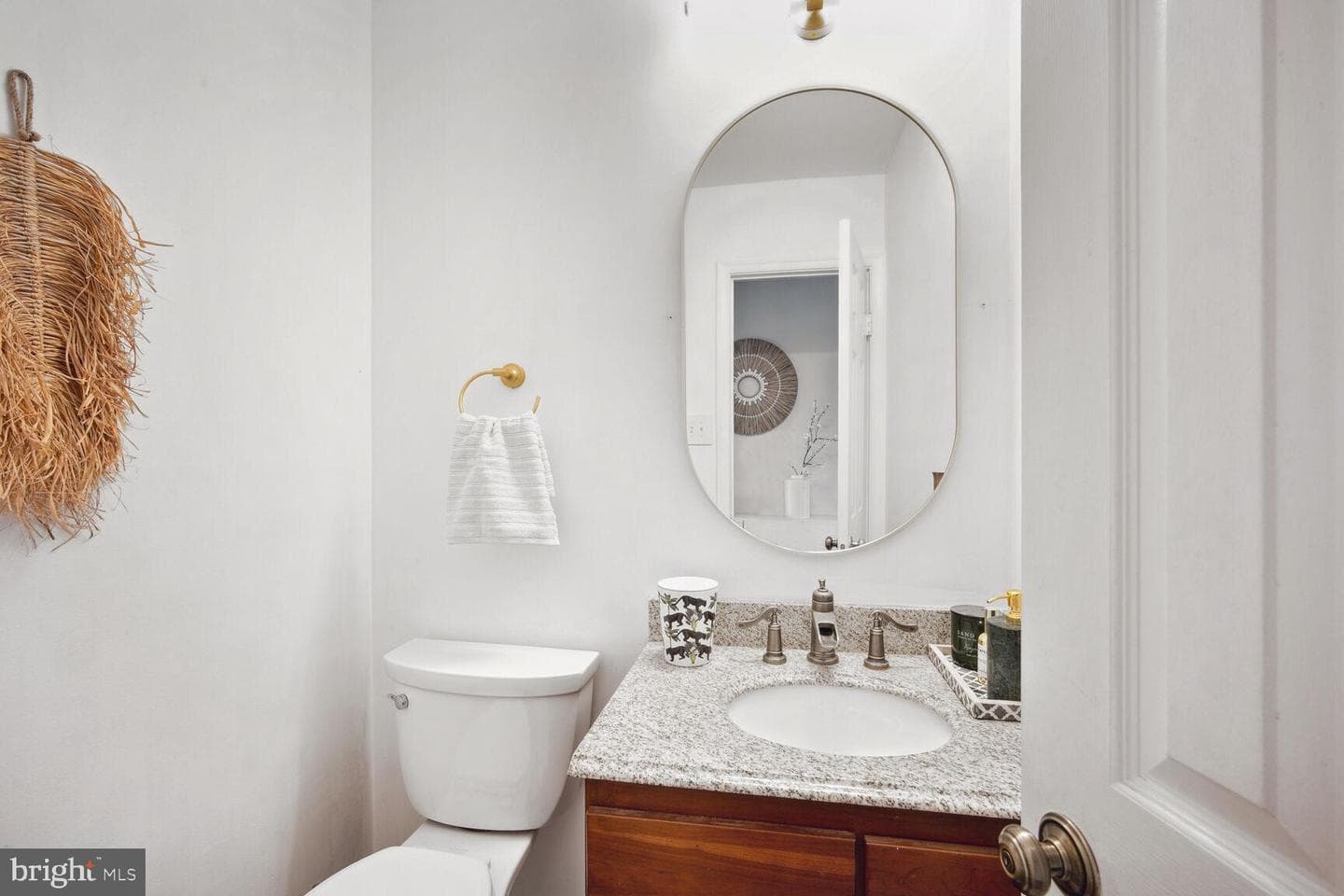 7136 Lake Cove Drive photo 20