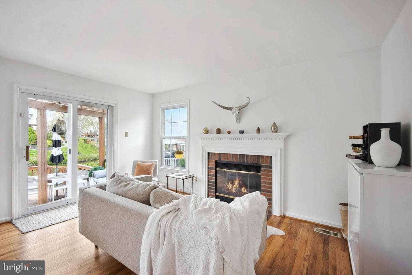 7136 Lake Cove Drive photo 6