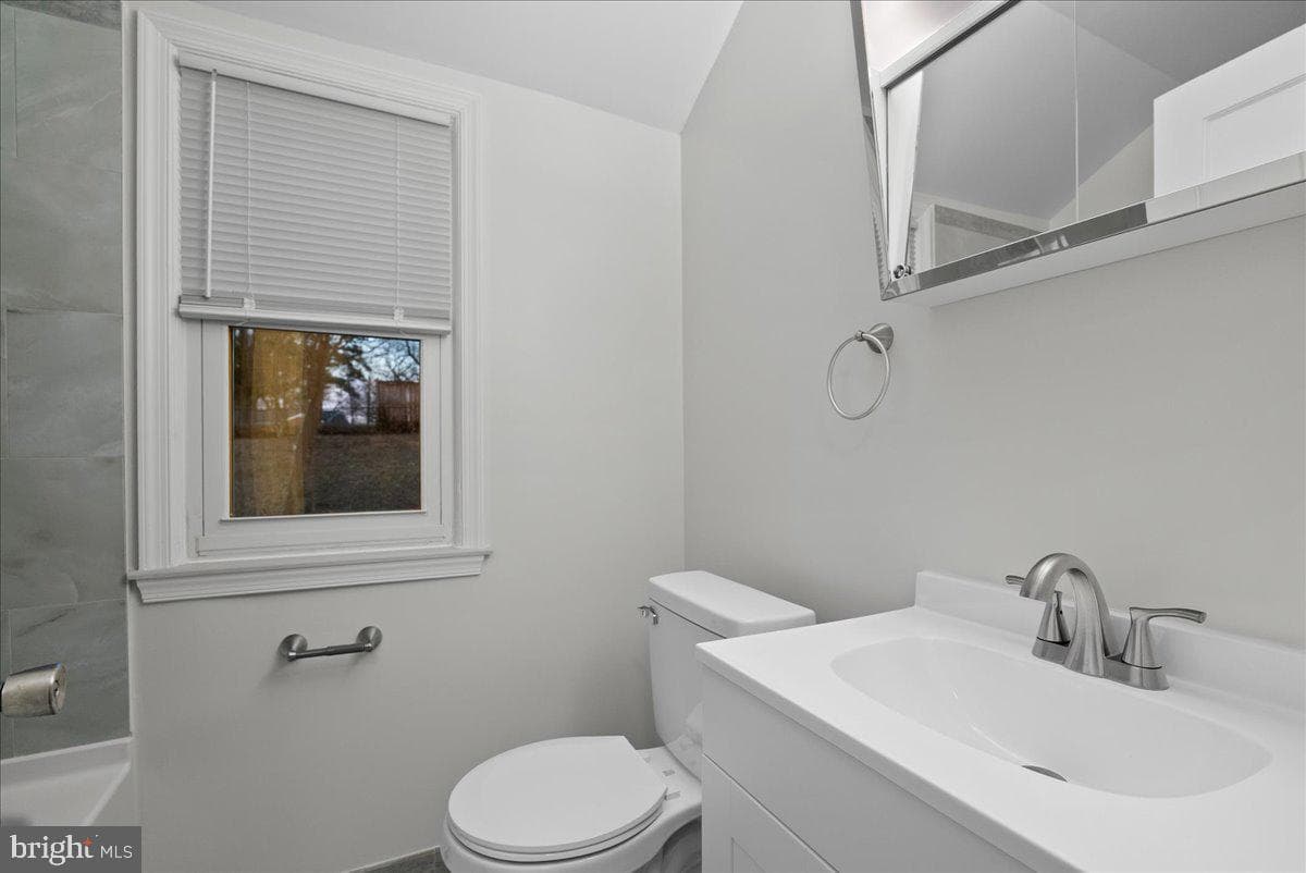 2716 Jefferson Drive photo 10