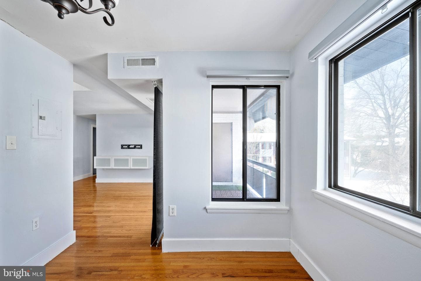 2844 Dover Lane #302 photo 21