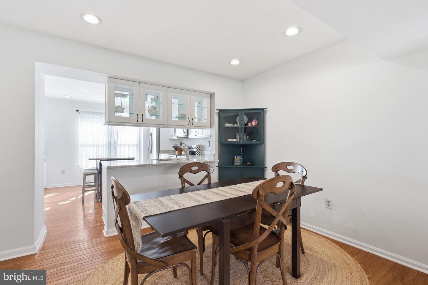 5206 Leeward Lane photo 10