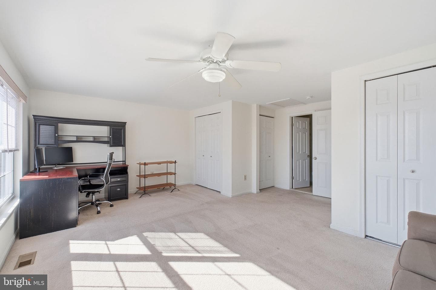 5206 Leeward Lane photo 33