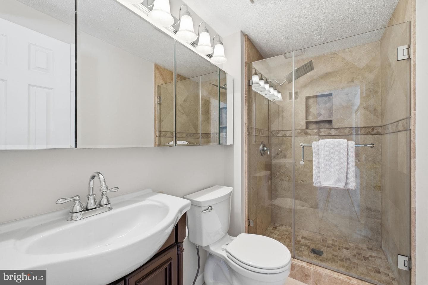 5206 Leeward Lane photo 38