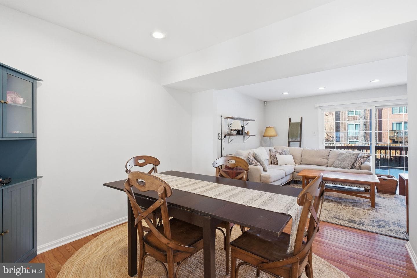 5206 Leeward Lane photo 9