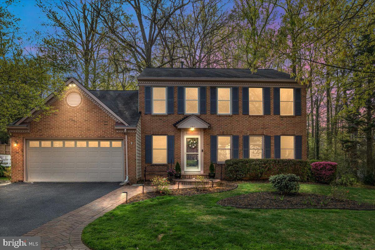 7917 Donegal Ln photo 2