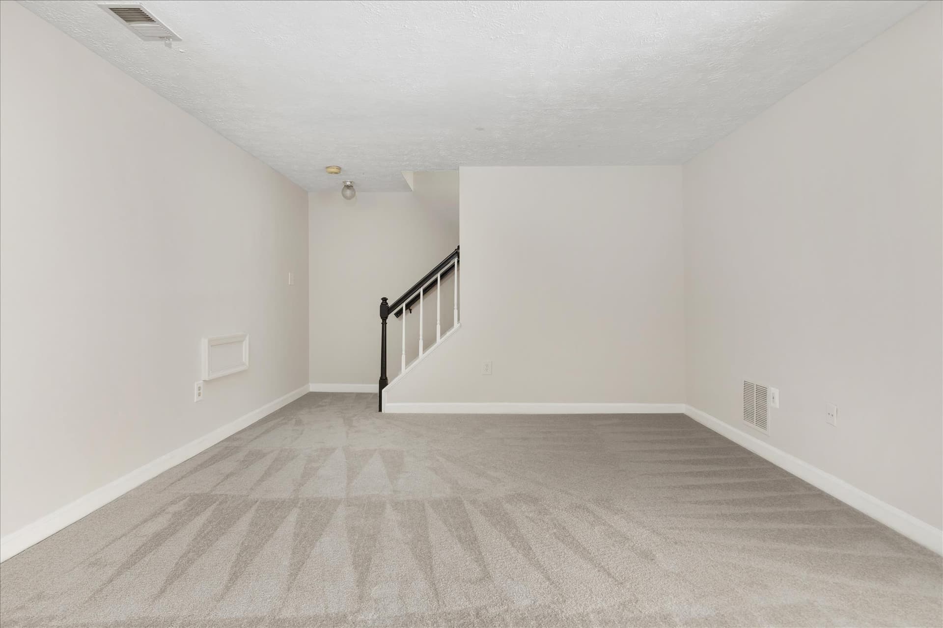 7917 Donegal Ln photo 35